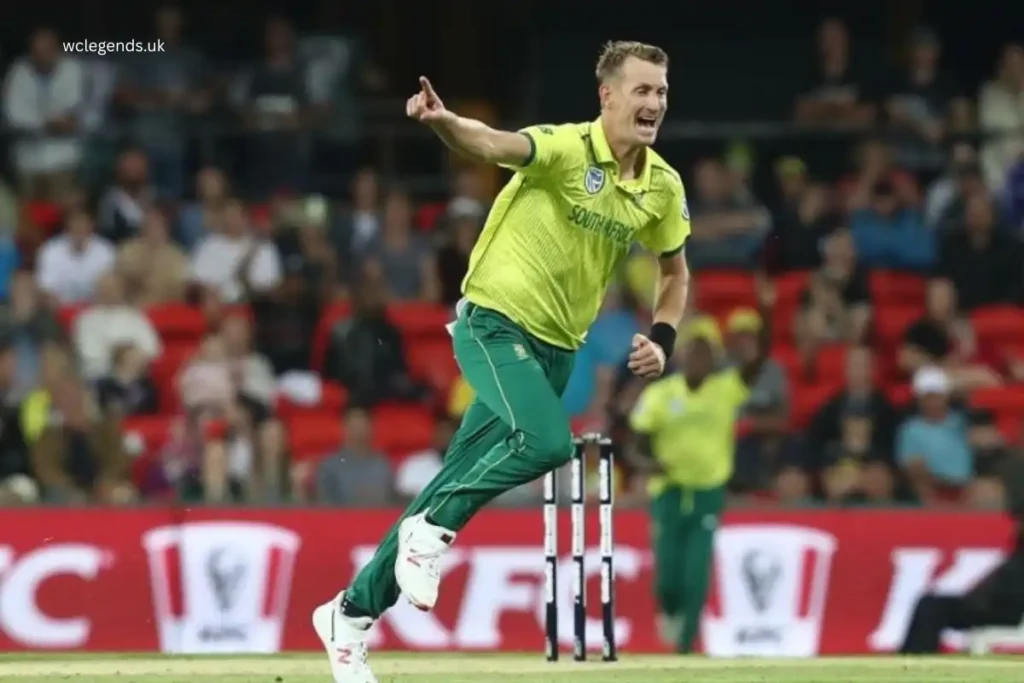 Chris Morris Bowling